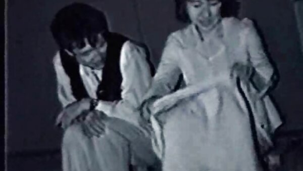 لطيف شقراء السمين في سن المراهقة Kagney لين موقع سكس محارم مترجم كارتي ركوب الديك والضربات.